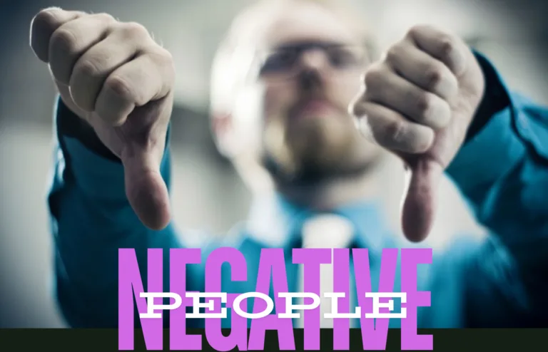 Negatif İnsanlarla Yaşama Sanatı